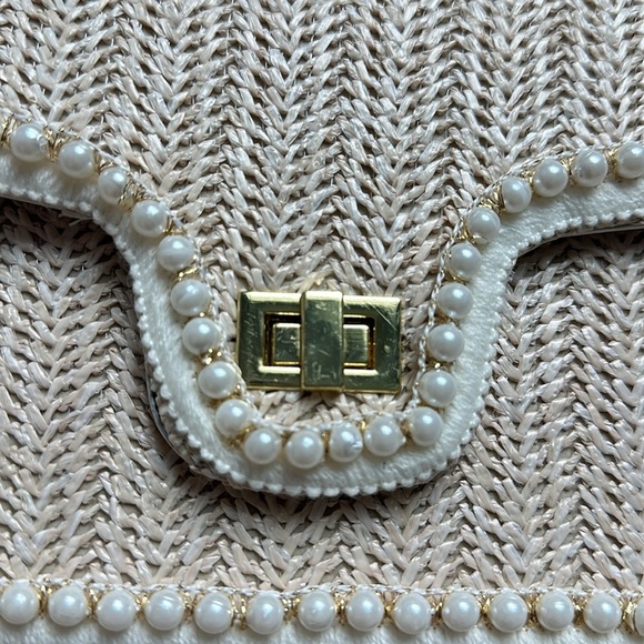 faux pearl shoulder bag - Picture 7 of 7